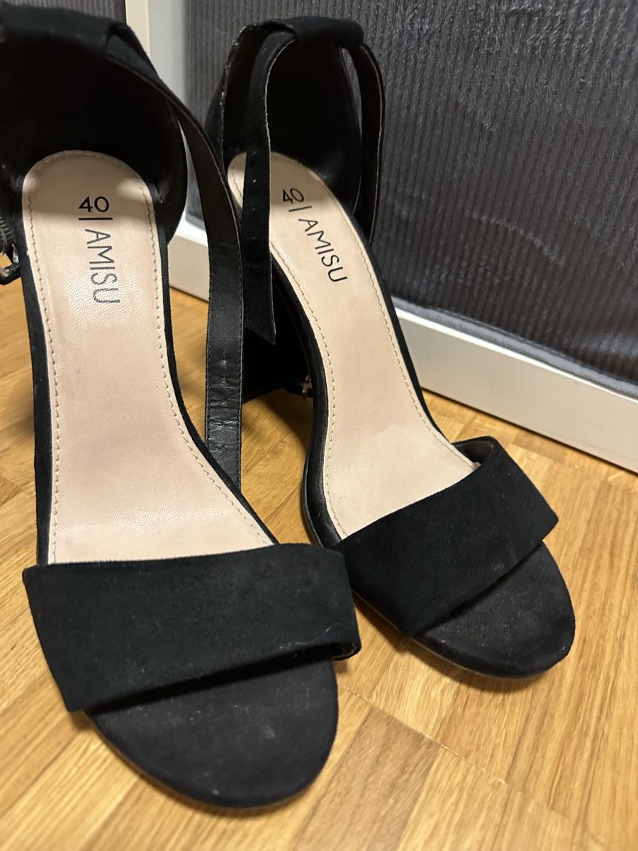 Damenschuhe: Schwarze AMISU High Heels Gr. 40 – Gebraucht aus Reinach BL von Alles_muss_weg00 1