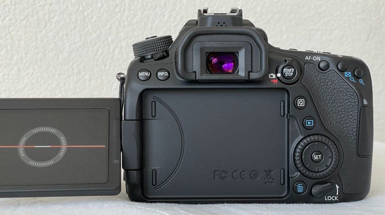 Canon Kamera: Canon EOS 80 D + L Objektiv – Gebraucht aus Aristau von Gola 4