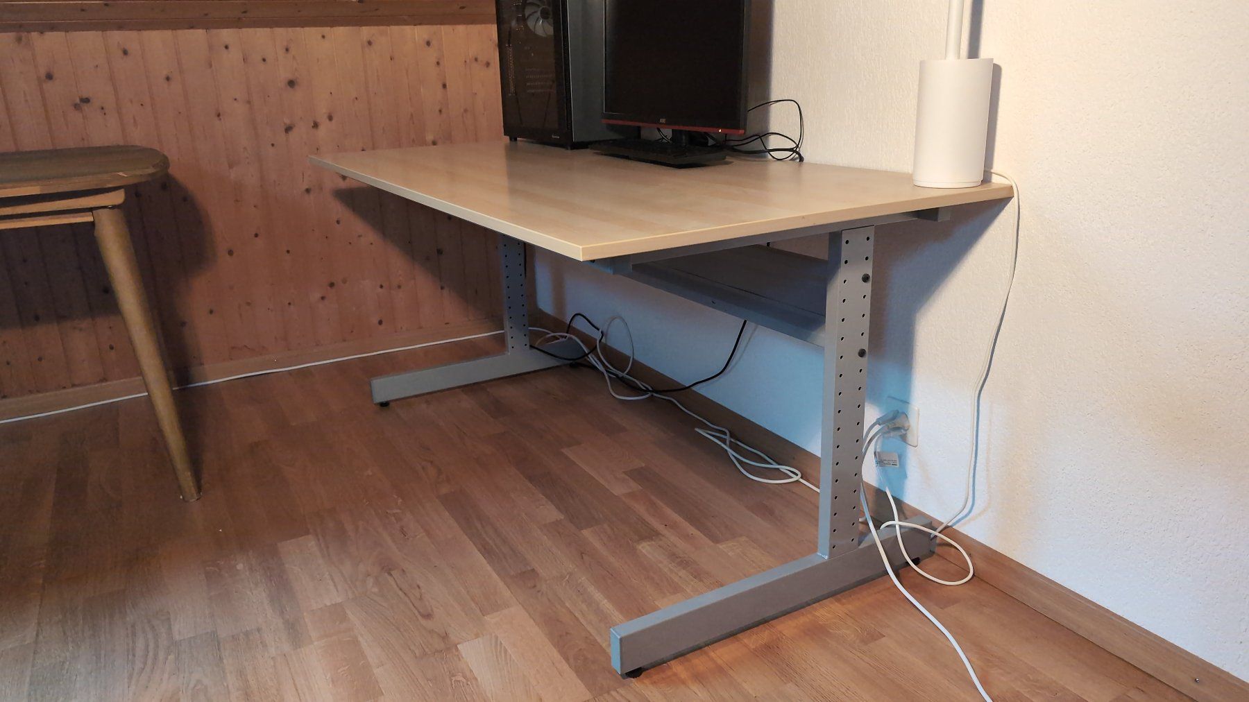 Scrivanie: Schreibtisch – Usato da Wichtrach venduto da Martin2009 2
