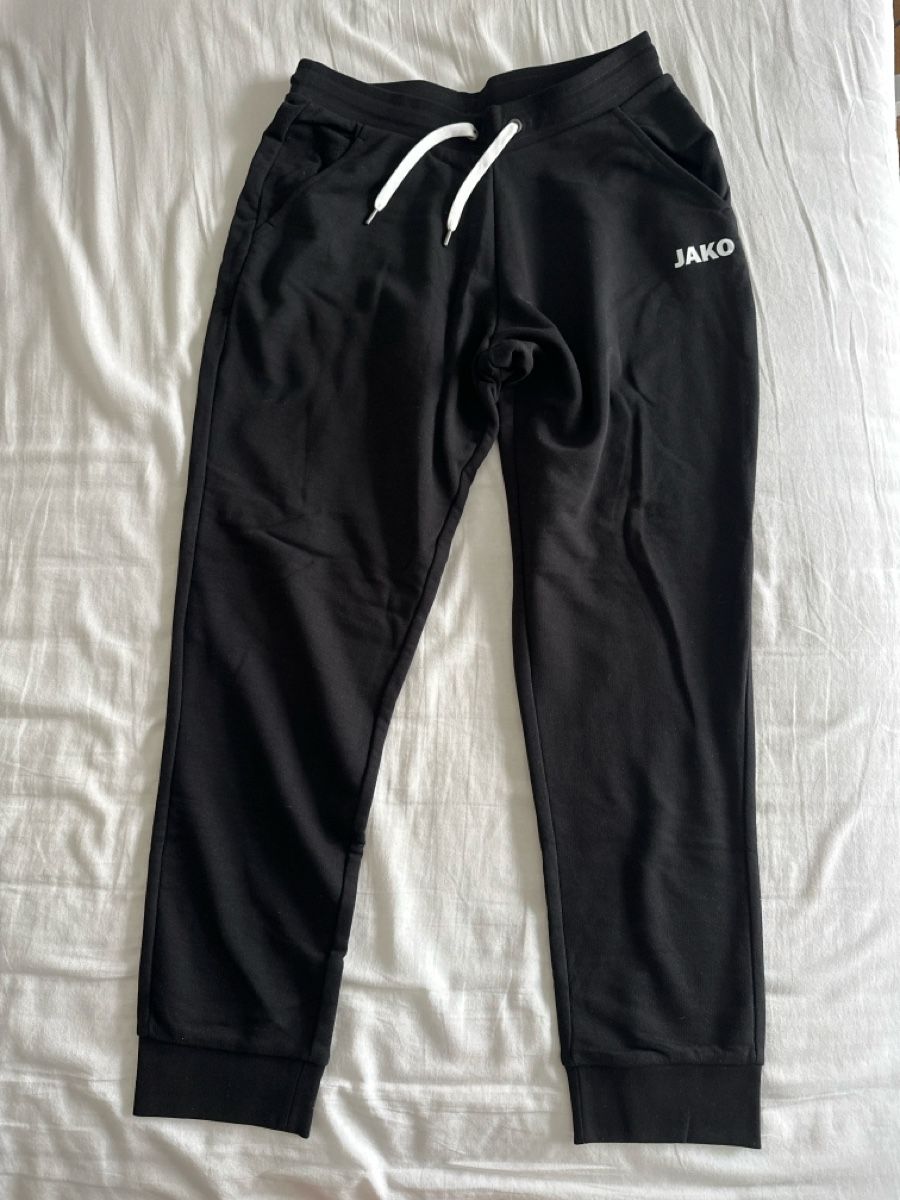 Jako Pantalons: Trainerhose schwarz Jako – Neuf avec emballage d'origine à Goldach par mariarosapenasa