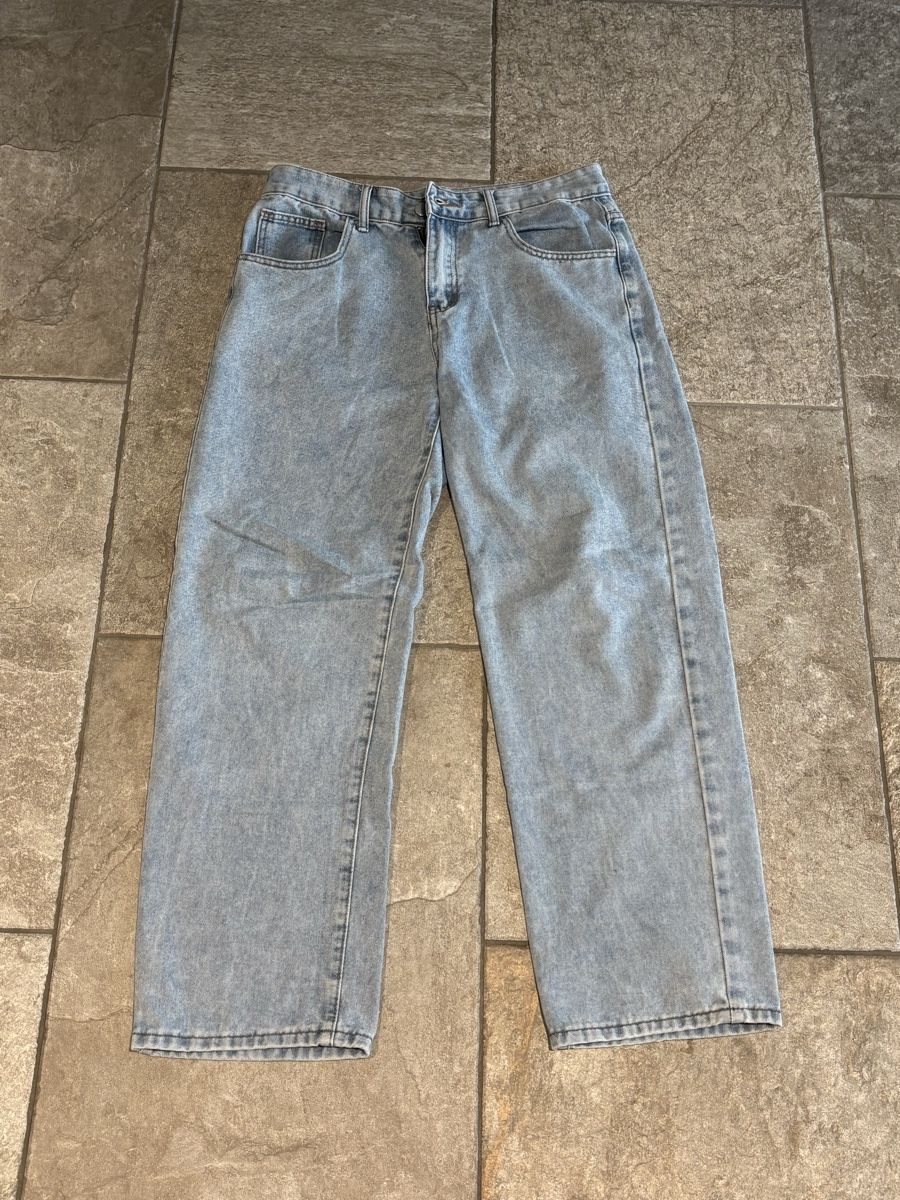 Jeans: Hellblaue Jeans Gr. S – Gebraucht aus Weiningen ZH von GriederRemarket