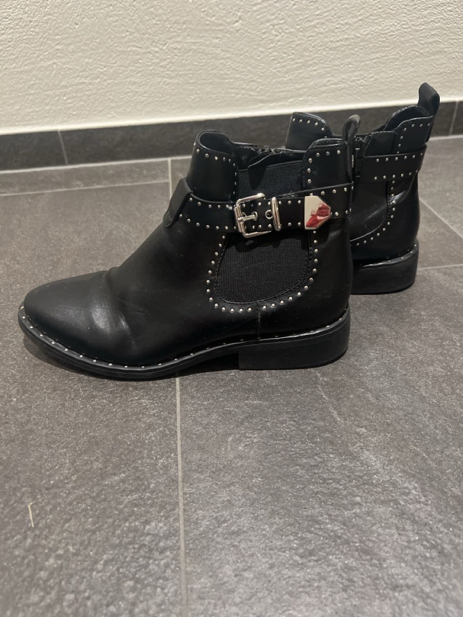 Scarpe da donna: Schwarze Stiefeletten, Gr. 37 – Usato da Schübelbach venduto da 18sunshine 4