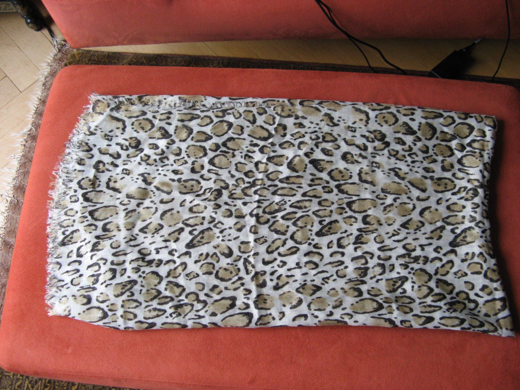 Foulard & Sciarpe: grosses Tuch, Schal Leoprint – Usato da Zürich venduto da apil 3