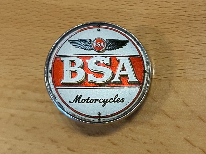 Spille & Fermagli: BSA Motorcycle Pin Anstecker – Nuovo (secondo la descrizione) da Horn venduto da abutre72