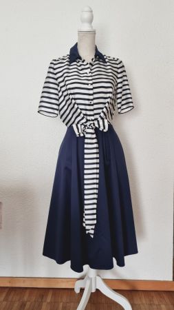 Wunderschönes Kleid von der Marke WEILL Gr. 34  *neu*