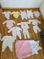 Babykleidung Grösse 56