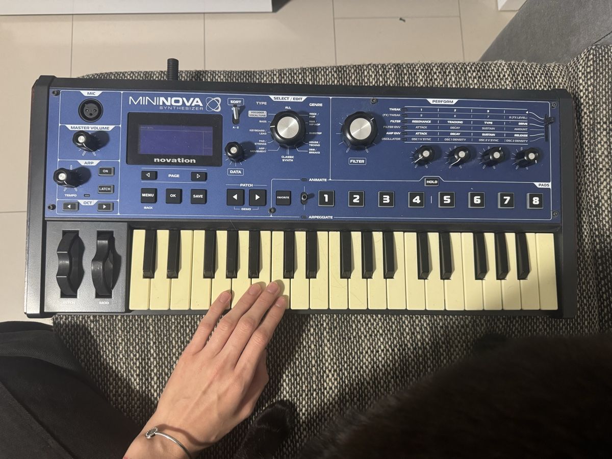 Novation Strumenti musicali: Synthesizer Mini Nova – Usato da Gümligen venduto da dar_6pvm 1