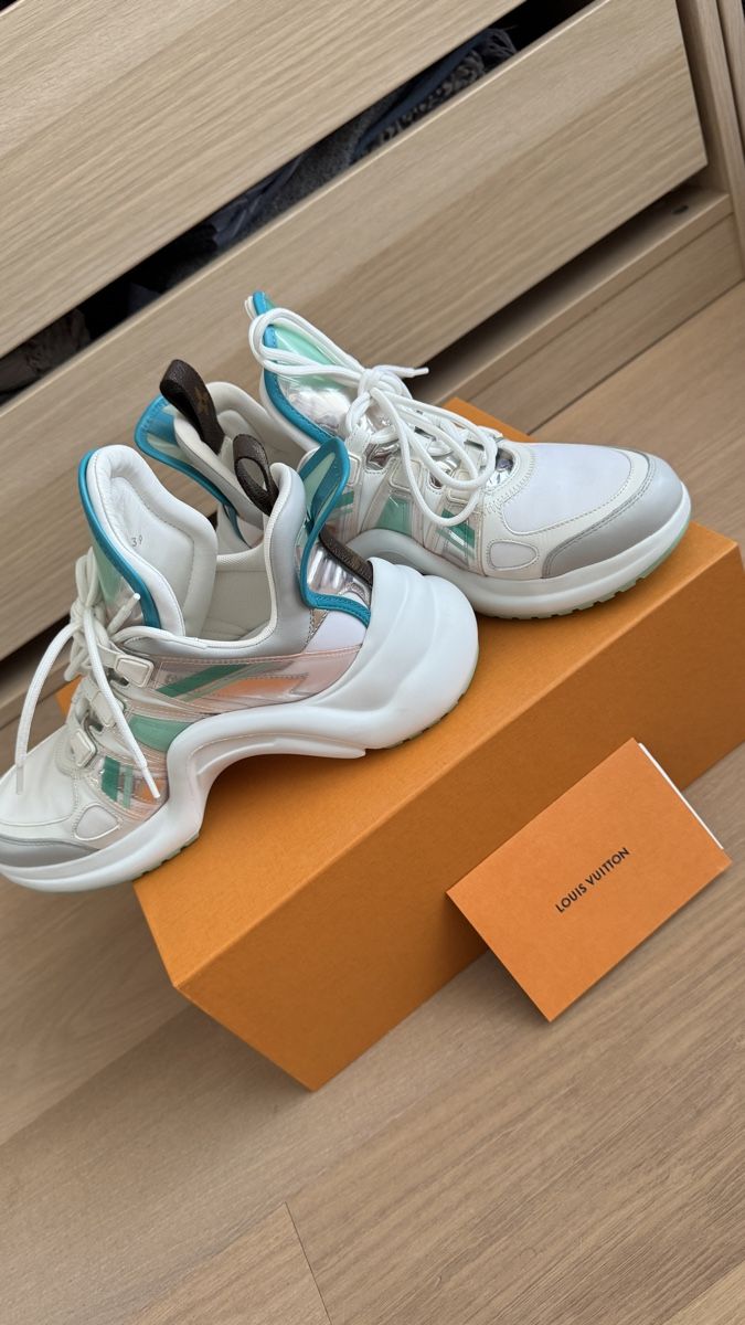 Louis Vuitton Scarpe da uomo: Archlight Sneaker Louis Vuitton GR. 39 – Nuovo (secondo la descrizione) da Steinhausen venduto da inmumi 2
