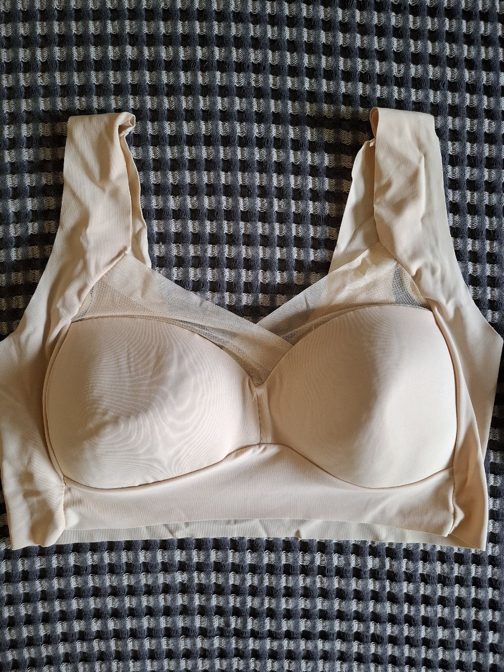 Altra biancheria intima: Ensemble de 3 soutien-gorge – Usato da Ebikon venduto da Jayjay60123027 1