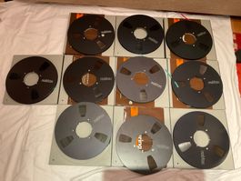 10 ReVox NAB Metal Spulen mit Band und Archivcassetten