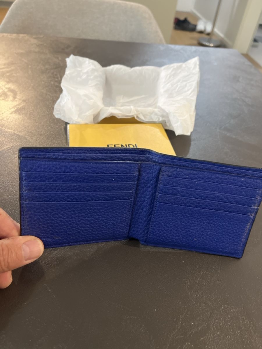Fendi Portafogli: Porte cartes/billets FENDI – Usato da Prangins venduto da Rodard8 1