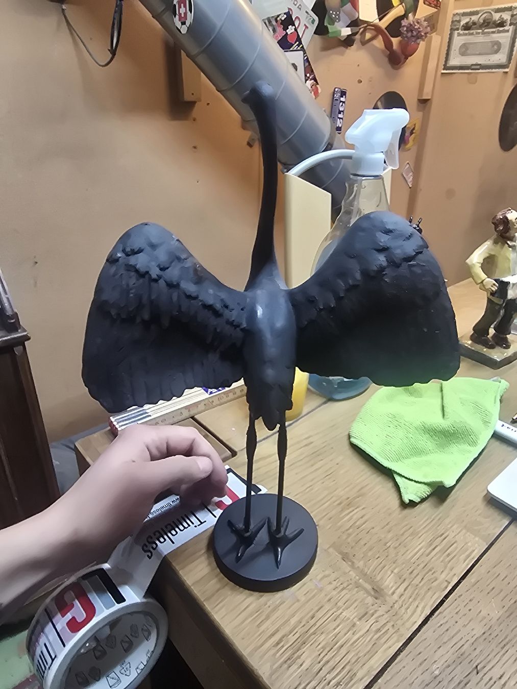 Statuette: Schwarzer Reiher aus Gips oder Kunststoff (D1) – Usato da Rorschach venduto da TimelessTrading 1