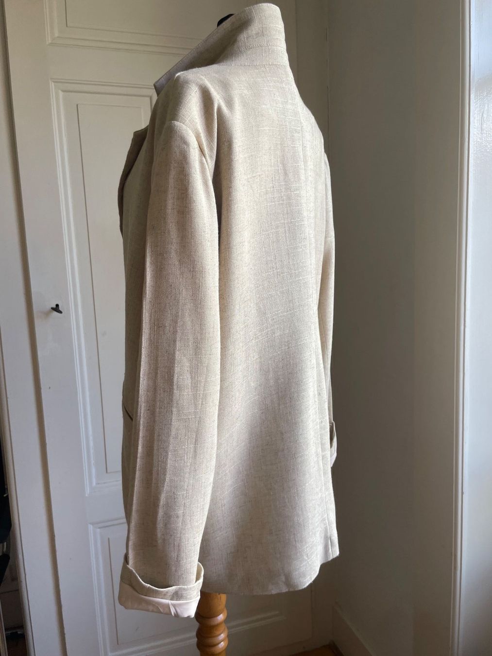 Shein Jacken: Oversized beige linen blazer (S-L) – Gebraucht aus Genève von lailas_things 1