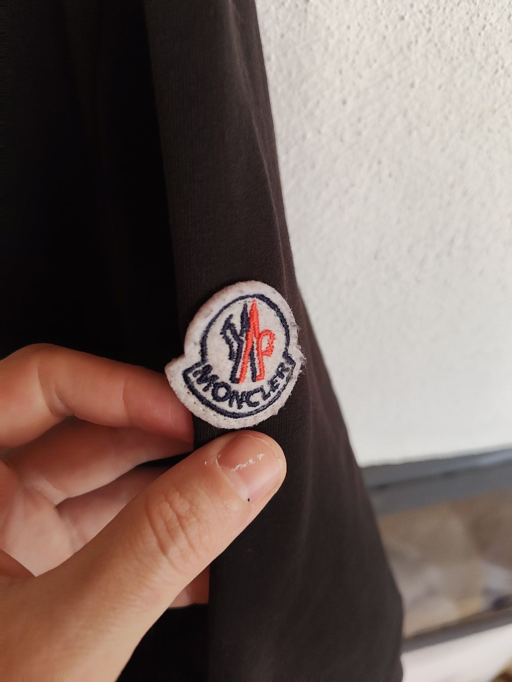 Moncler Pulls & Sweat-shirts: Moncler Pullover schwarz Grösse XL  – D'occasion à Niederglatt SG par bella2022 1