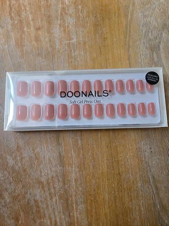 Künstliche Fingernägel: Doonails Press On Nails  – Neu und originalverpackt aus Hochwald von Susi036