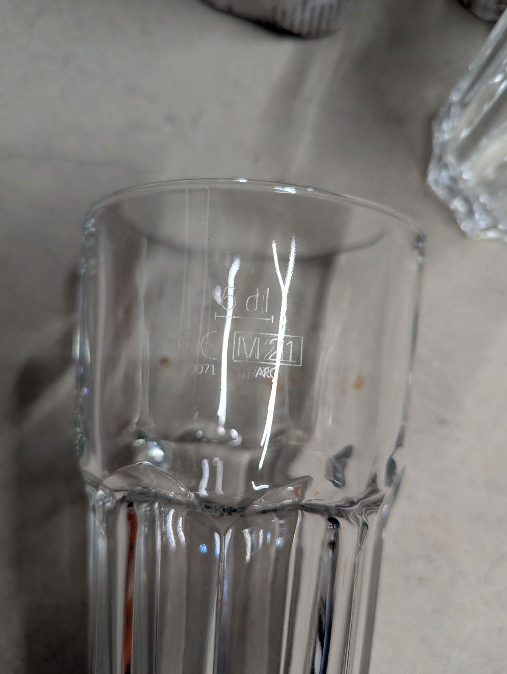 Gläser: Granity Trinkglas, 0.5 Liter – Gebraucht aus Lyss von 3250er