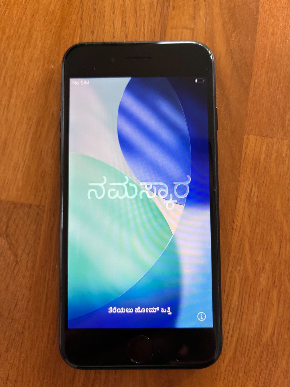 Apple Portables: iPhone SE (3. Generation) 64 GB – D'occasion à Fällanden par JaxTrac