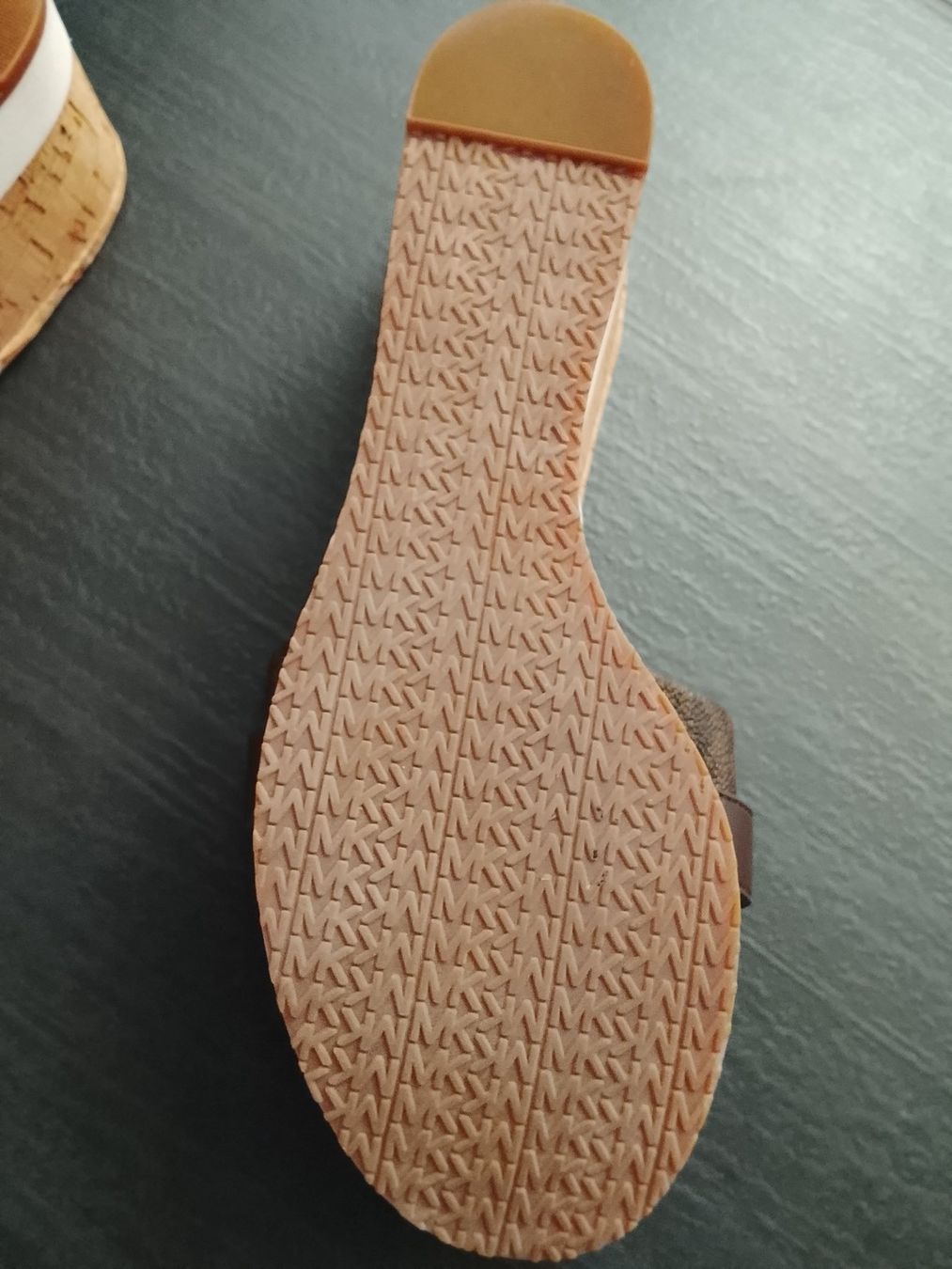 Michael Kors Scarpe da donna: Mules / sandales MK, neuves, taille 38.5 – Nuovo (secondo la descrizione) da Chavornay venduto da didou2009 6
