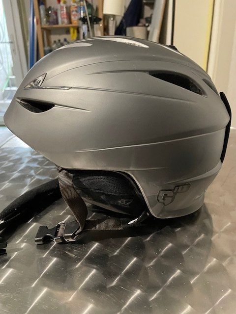 Helme: Skihelm mit Brille – Gebraucht aus Wiesendangen von dart67 4