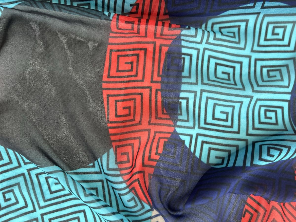 Foulard & Sciarpe: Scarf geometric pattern blue red – Nuovo (secondo la descrizione) da Saland venduto da ele_vc96 1