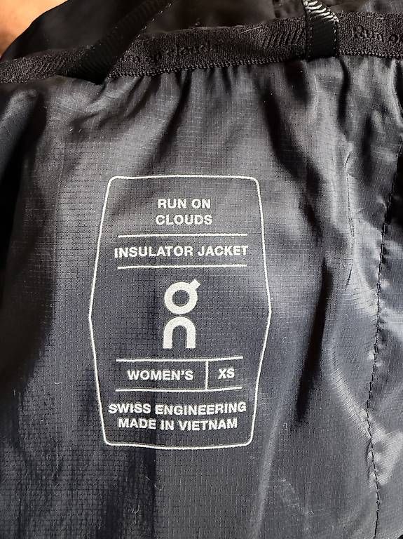 Giacche: On Insulator Jacket - XS  – Usato da Zürich venduto da len_9nt6 2
