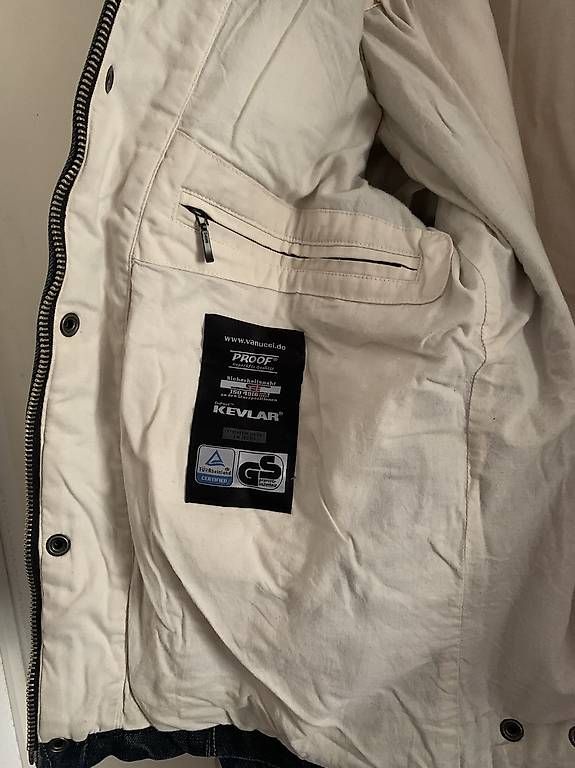 Jacken: Jeans-Motorradjacke – Gebraucht aus Zürich von lil_xr6x 2