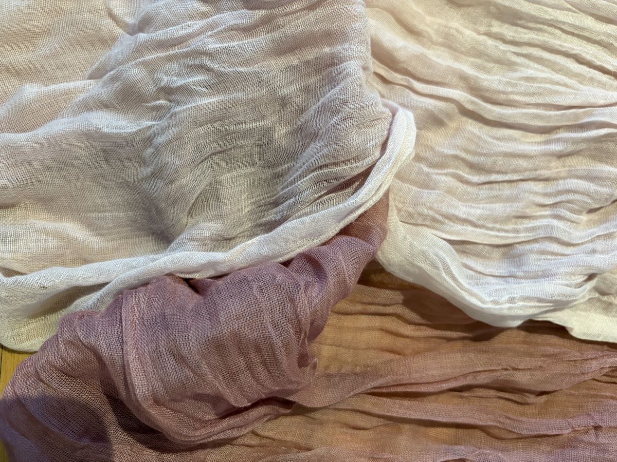 Foulards, Tücher & Schals: Light-dark pink shawl – Gebraucht aus Rolle von gos_2xy5 1