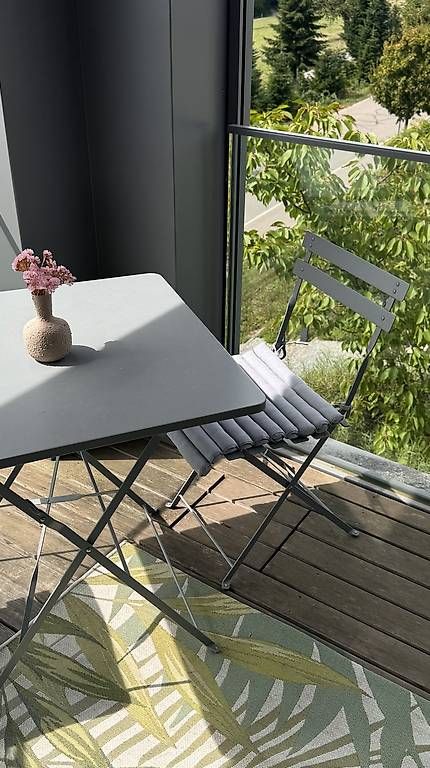 Tische: Balkonset / Bistro-Set  Tisch + 2 Klappstühle – Gebraucht aus Uitikon Waldegg von eka_76f8 1