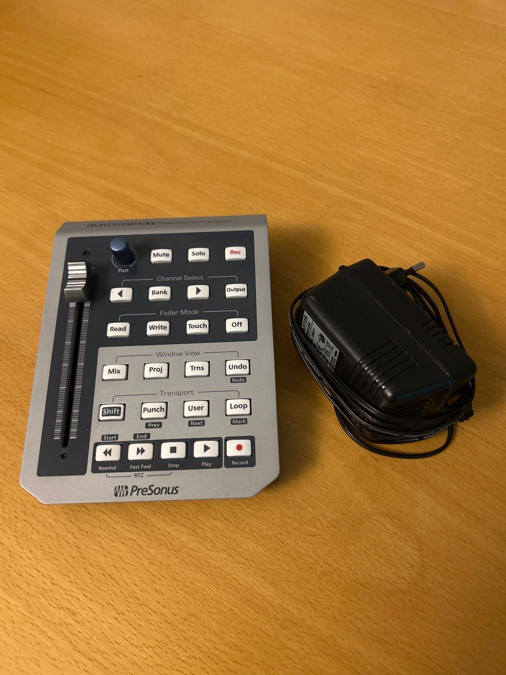 Strumenti musicali: Presonus Faderport – Usato da Rafz venduto da YEL01