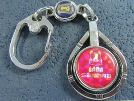 LADA CAMARA AUTO LOGO SCHLÜSSELANHÄNGER SILBRIG