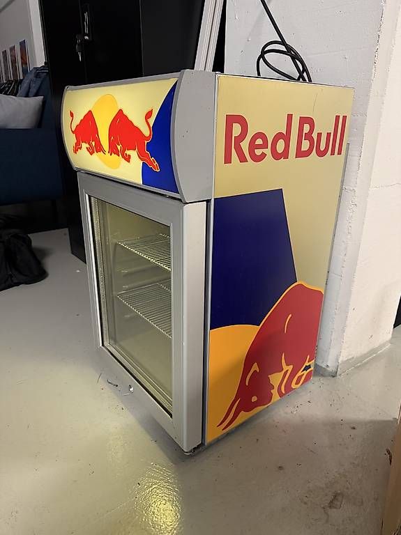 Réfrigérateurs: Redbull Kühlschrank – D'occasion à Rothrist par BmwX5_62 1