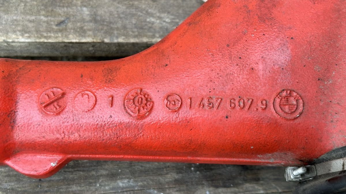 BMW Tutti pezzi di ricambio auto: BMW Paralever Hinterradschwinge – Usato da St-Gingolph venduto da Edgar1920 2