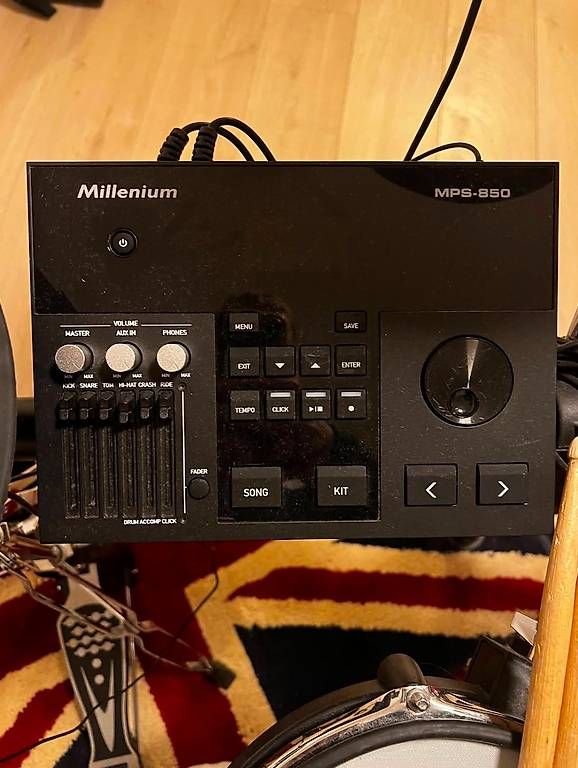 Thomann Musikinstrumente: Millenium MPS-850 E-Drum Set Bundle – Gebraucht aus Chambésy von alb_97cb 2