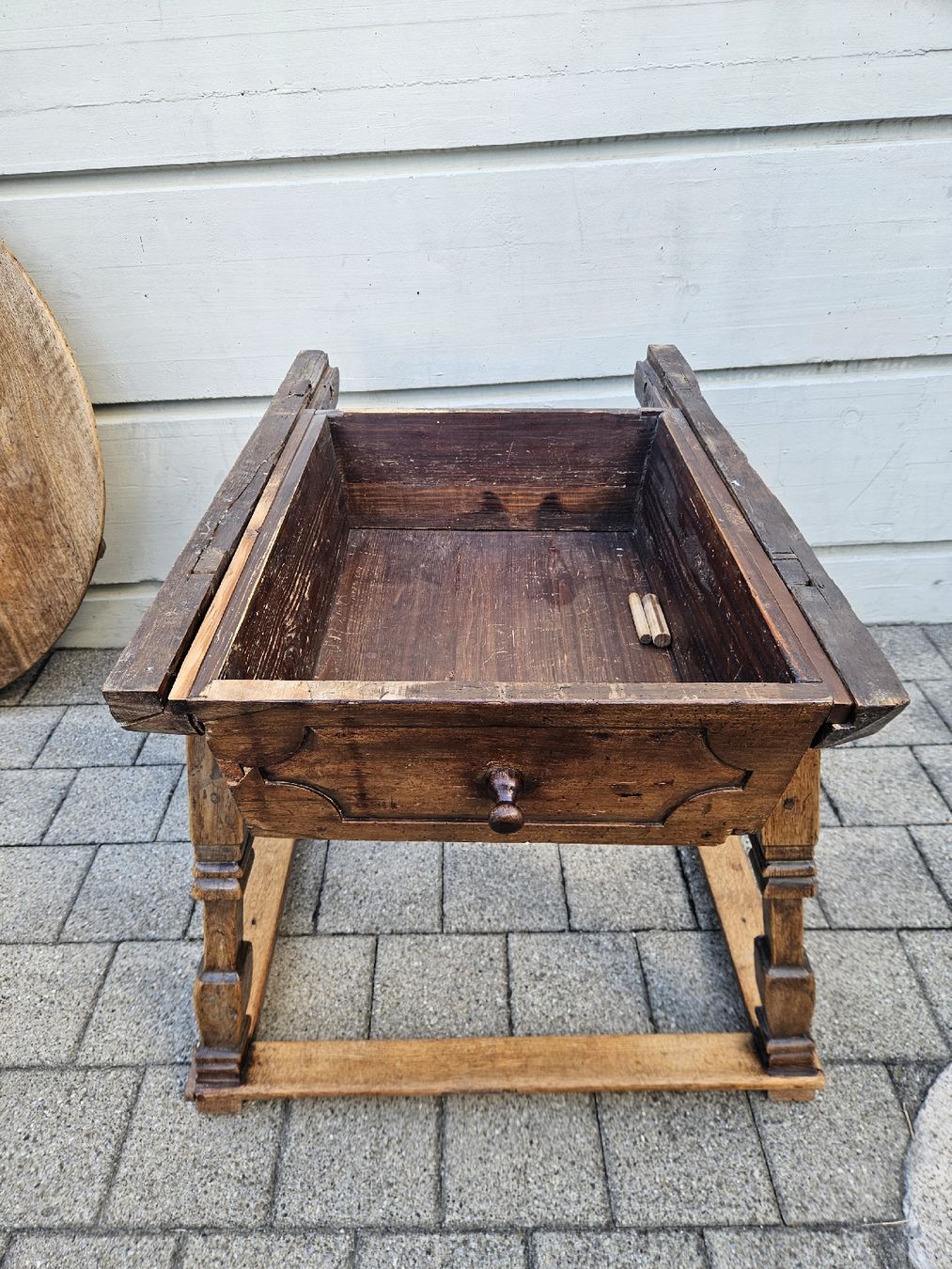 Tables: tisch rustical antik – Défectueux à Schwellbrunn par Jaguarpanter 5