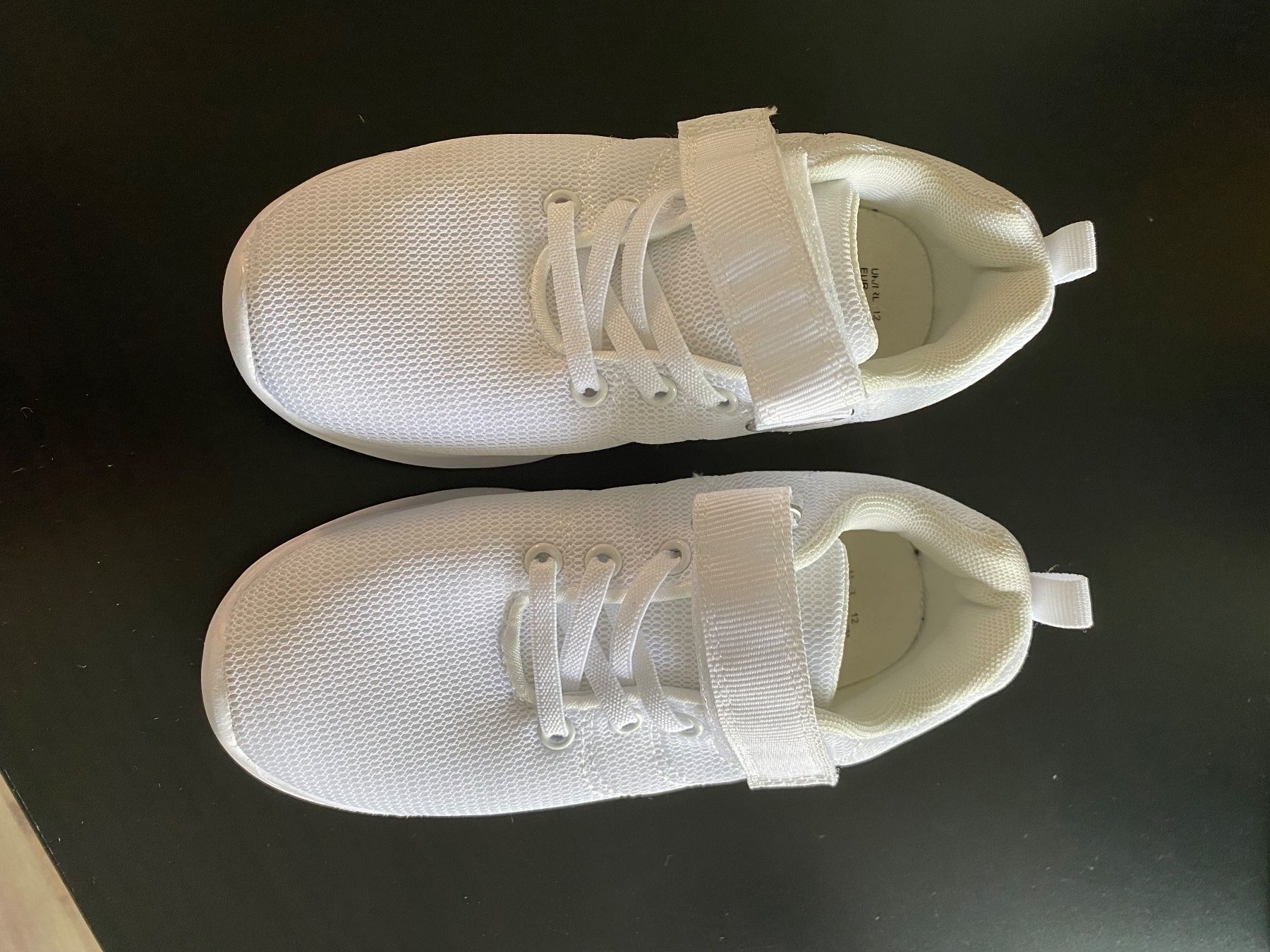 Scarpe per ragazze: Sneaker Mädchen Neu Gr.31 – Nuovo (secondo la descrizione) da Steffisburg venduto da TelmaG