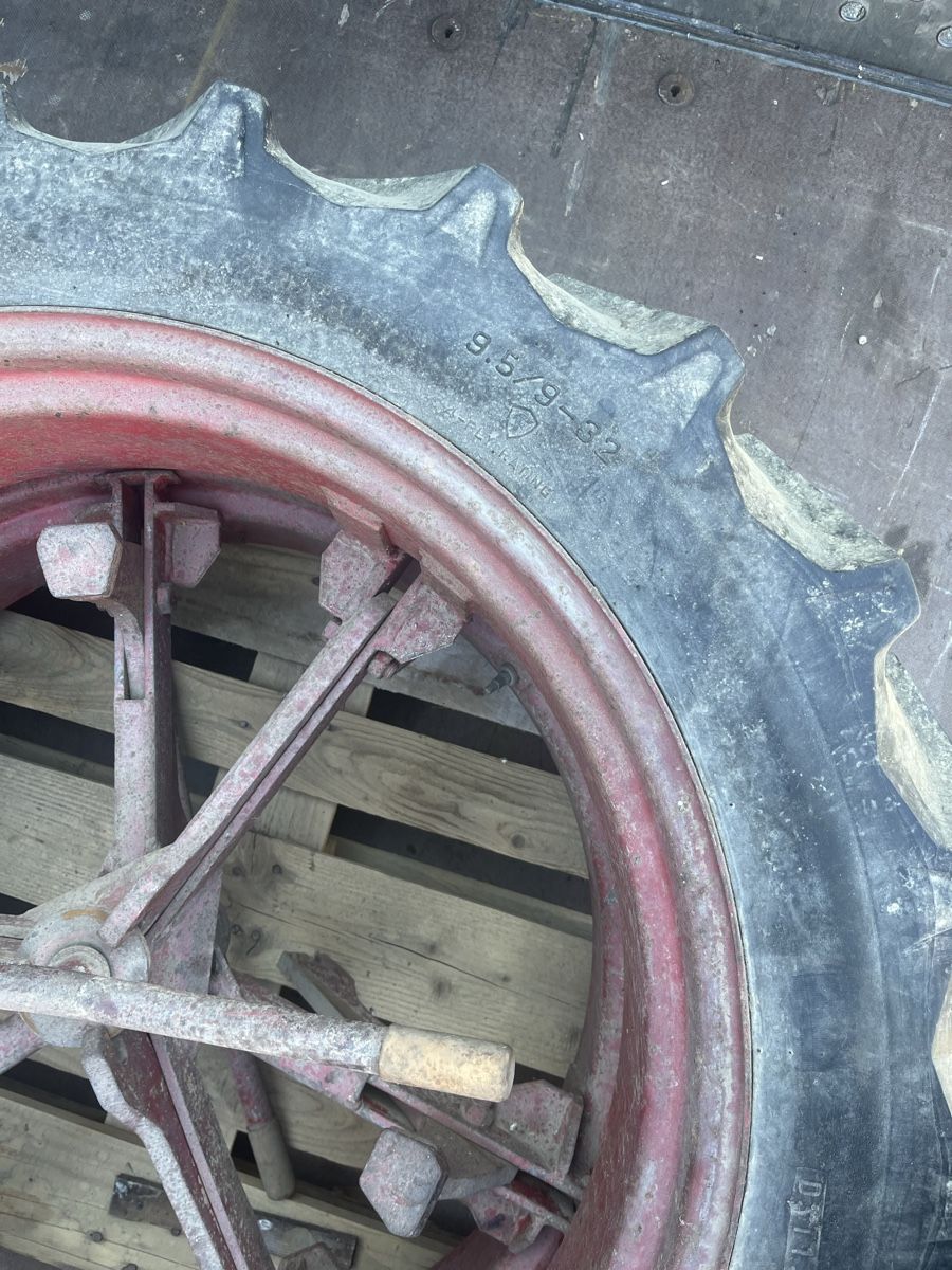 Pneus & Roues: Räder zu Hürlimann Traktor – D'occasion à Zihlschlacht par Baum91 4