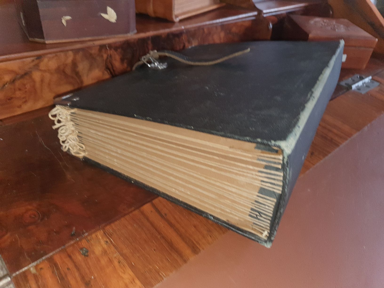 Libri: Aktenbuch  Registen – Usato da Flawil venduto da Pinkmalibu 3