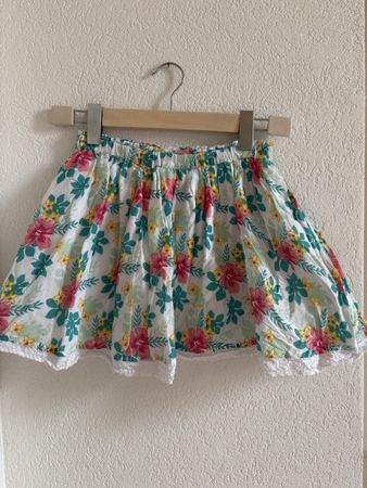 Jupe imprimé floral taille 9-10 ans