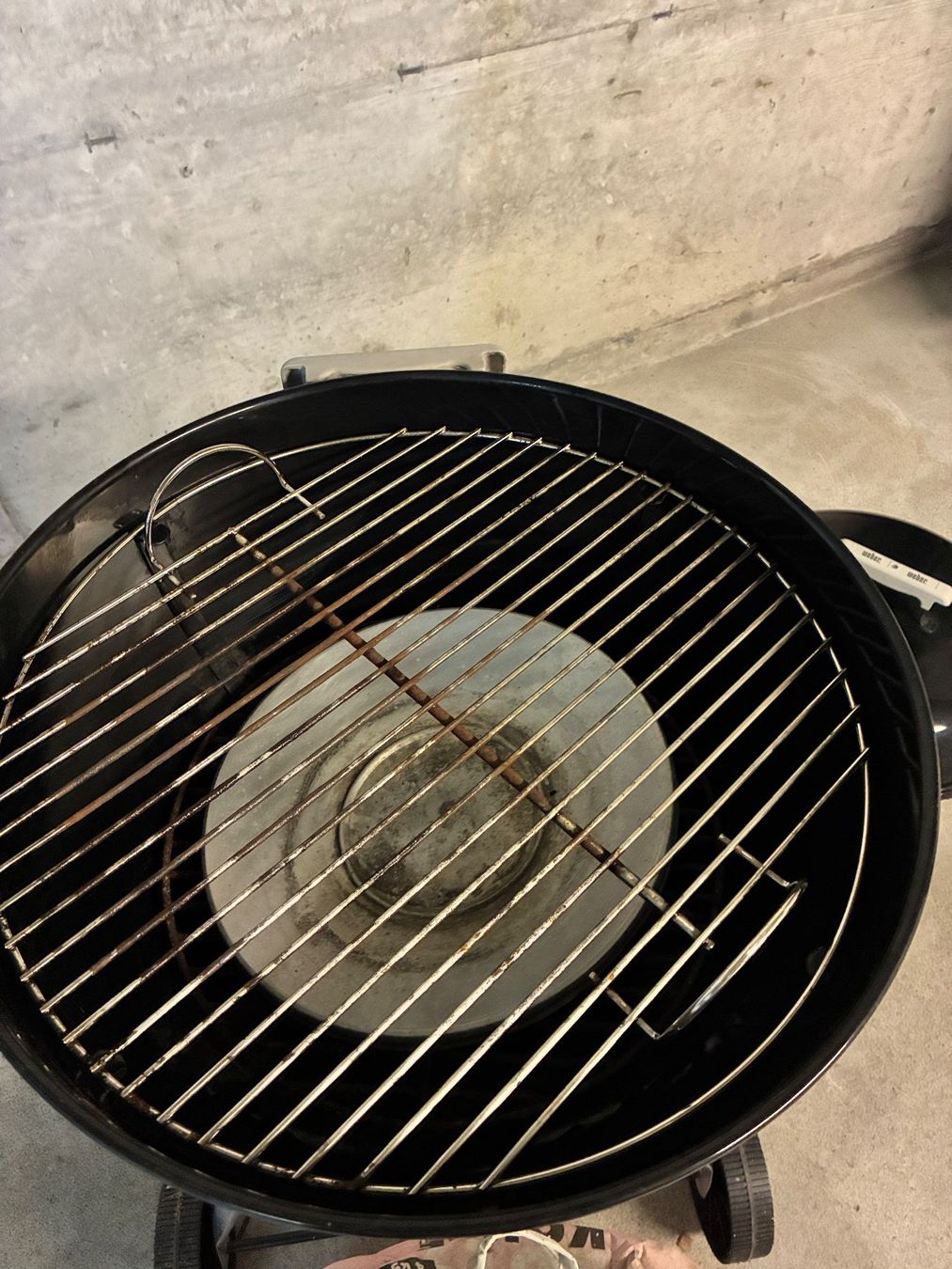 Weber Griglie: Weber Holzkohle Kugelgrill 47 cm – Usato da Wohlen AG venduto da Robballantine 4