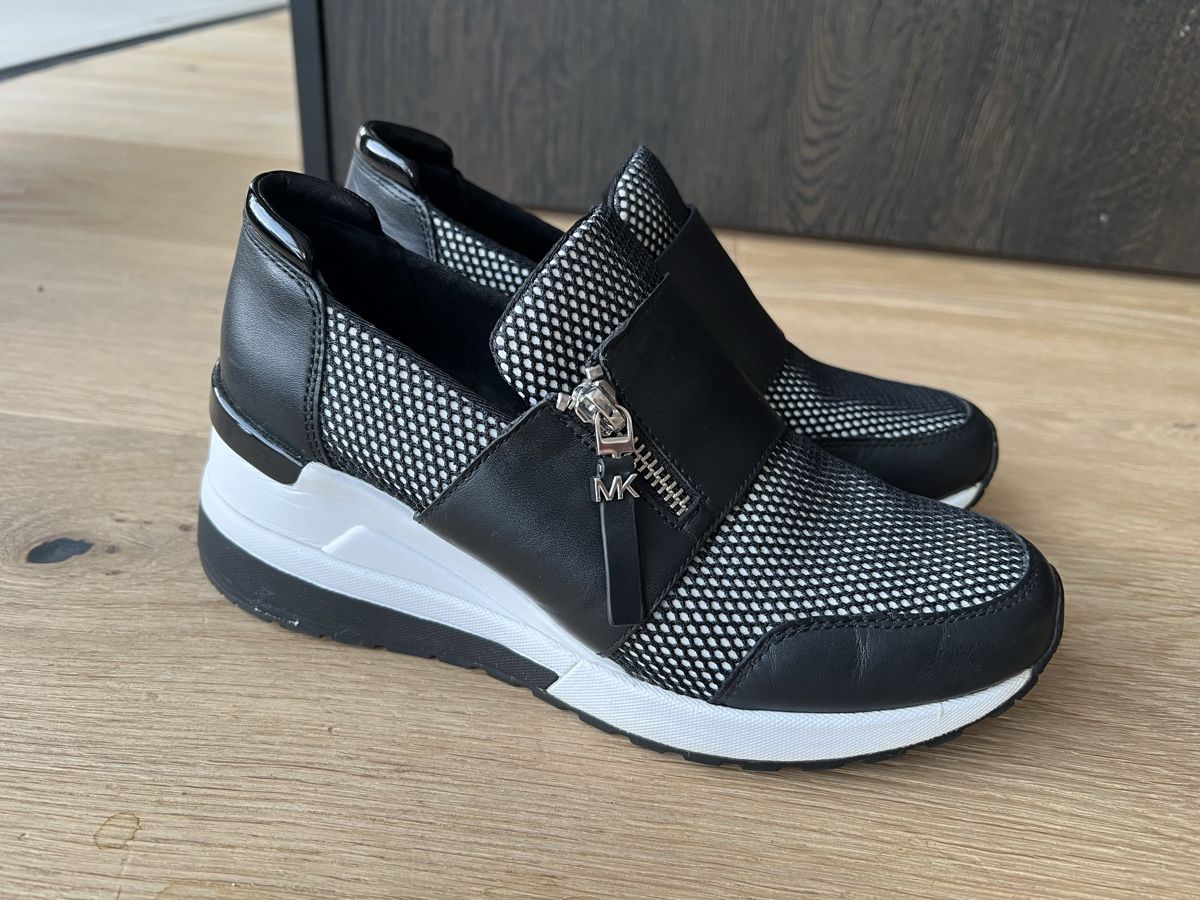 Chaussures femmes: Michael Kors schuhe – D'occasion à Herbligen par nic_q8yn