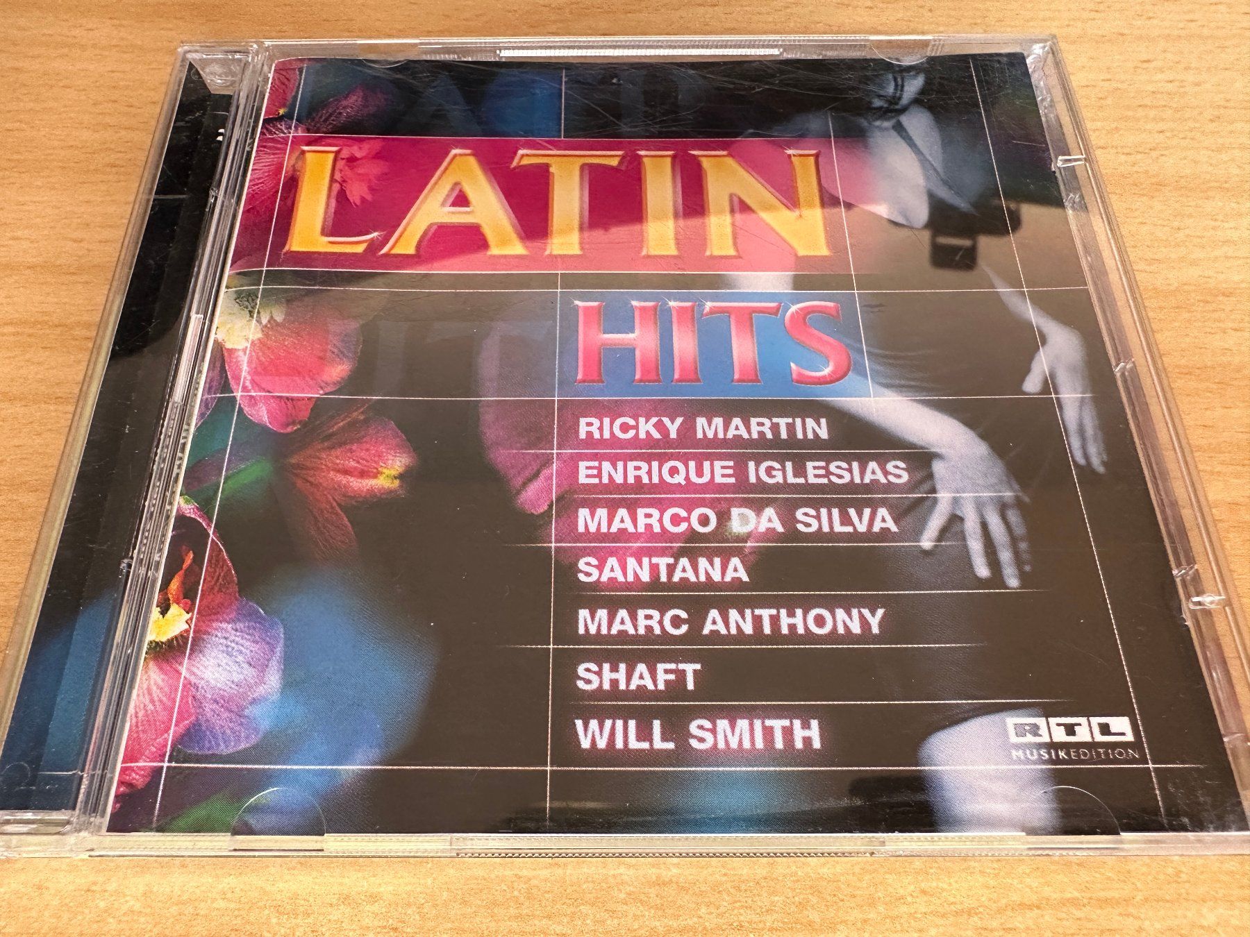 CD: Various – Latin Hits - 2 CD – Usato da Rikon im Tösstal venduto da Alpenmutz