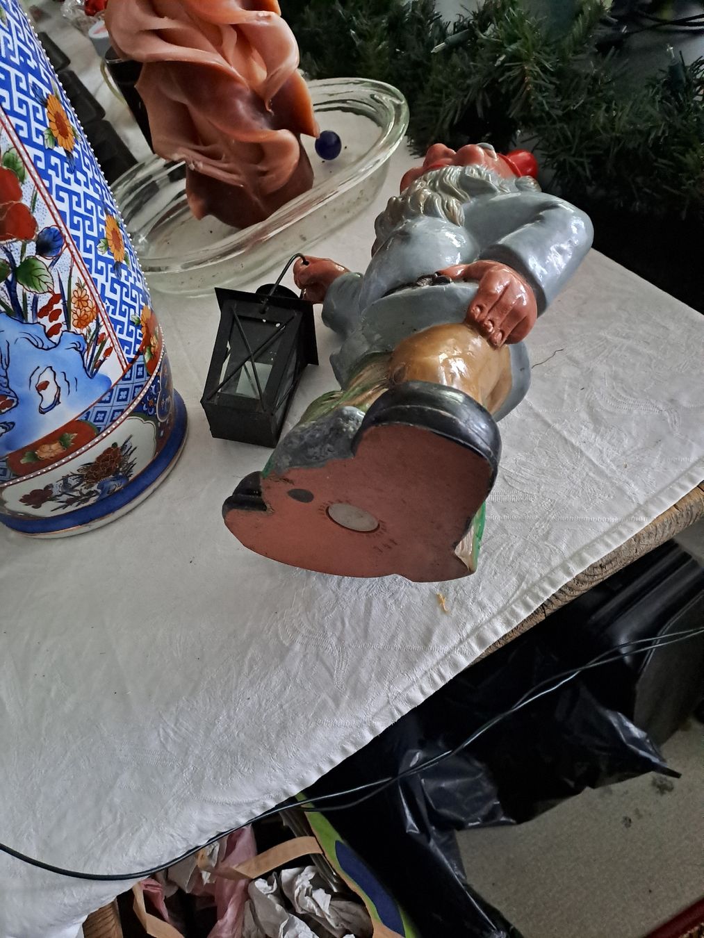 Statuette: Gartenzwerg mit Laterne, leicht gebraucht – Usato da Zürich venduto da Schoebi19 4