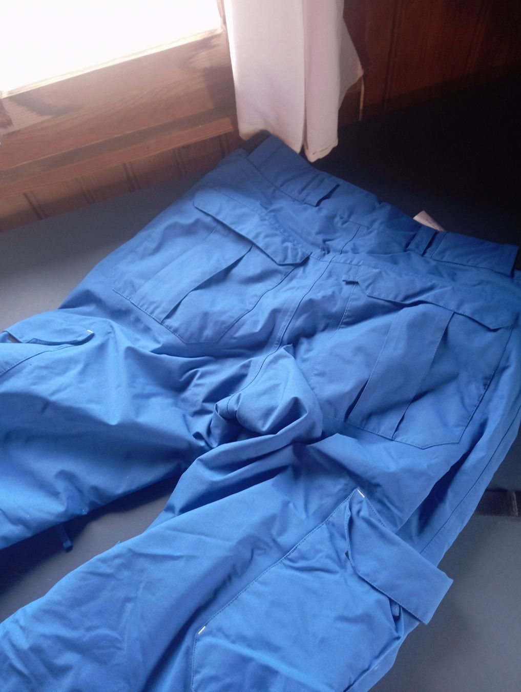 Pantalons: skihose, snowboardhose – D'occasion à Sagogn par ThatsIit 1