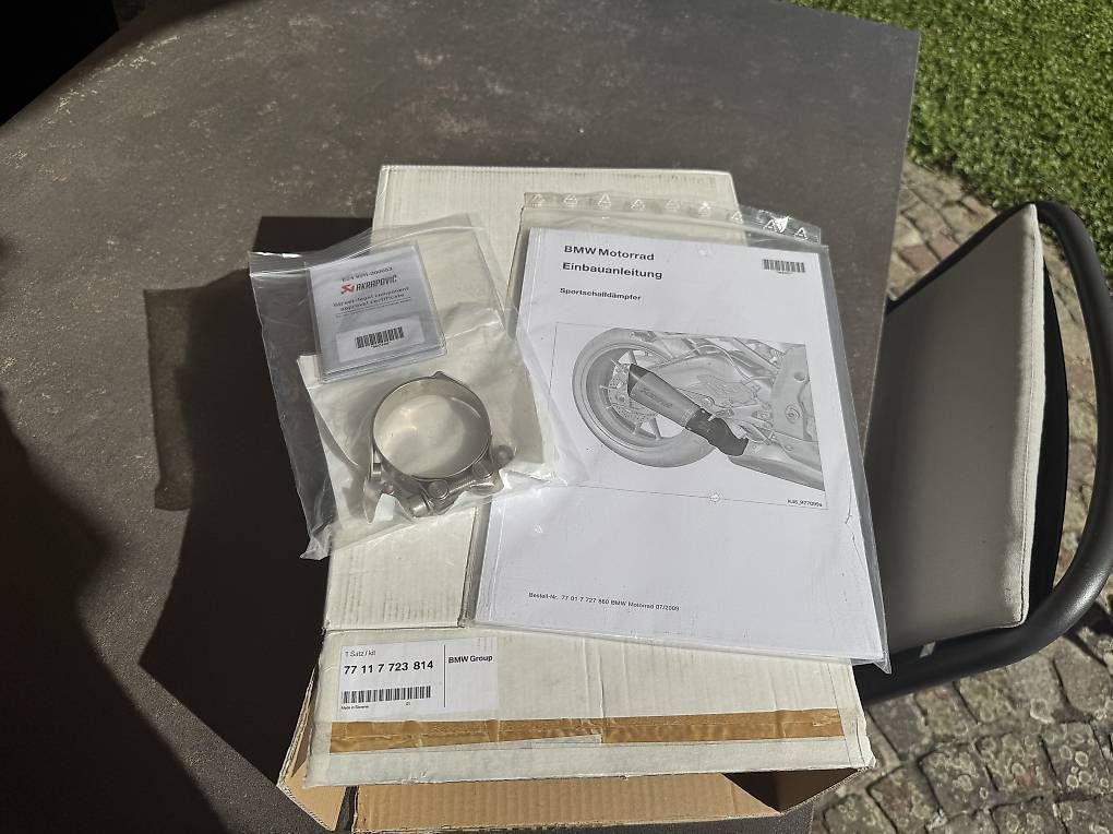 Sistemi di scarico: BMW S1000RR 09-14 Akrapovic – Nuovo e nell'imballaggio originale da Schinznach Dorf venduto da Schinichii 4