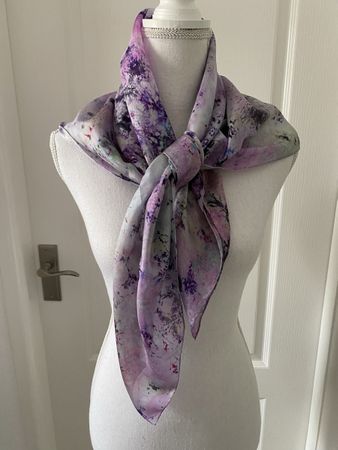 Foulard neuf en soie