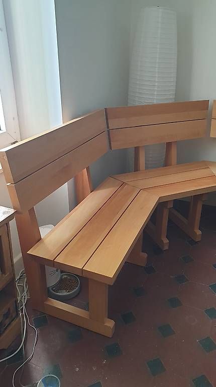 Bancs: URGENT Banc d'angle en bois massif – D'occasion à Clarens par cle_k5hj 2