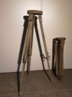 Antikes Holz-Stativ - Cooles Objekt für kreative Köpfe