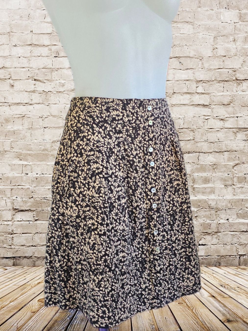 C&A Röcke: NEU Damen Rock mit Blumenmuster – Neu und originalverpackt aus Aarburg von Hystoria