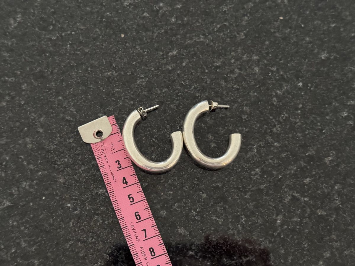 Boucles d'oreille: Sterling silver hoops – D'occasion à Fribourg par mariedw 1