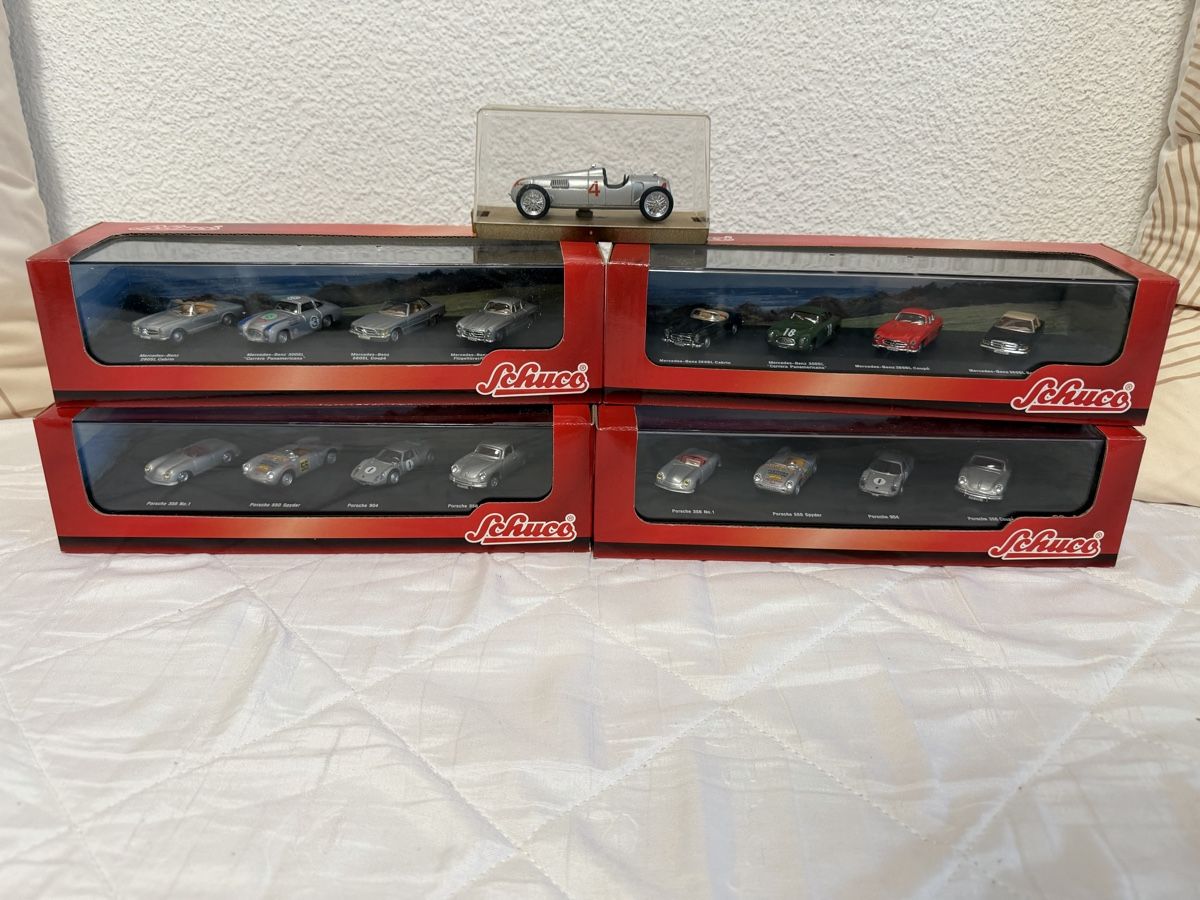 Jouets: Sammlung klassischer Autos – D'occasion à Niederwangen BE par KBL85 6